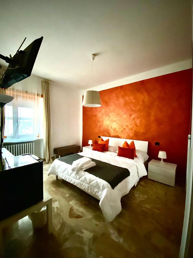 B&B Mo•Si Massa d'Albe Exterior photo